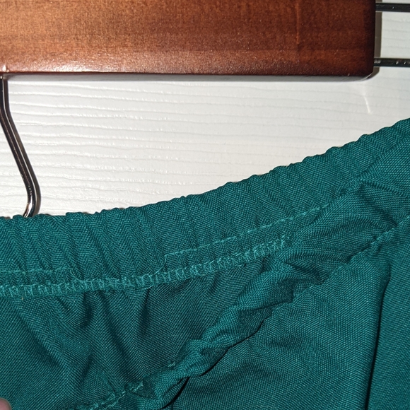 Plus Size Vintage Pleated Schoolgirl Skirt - Picture 7 of 8